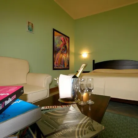 Il Duomo Phg 3* オリスターノ